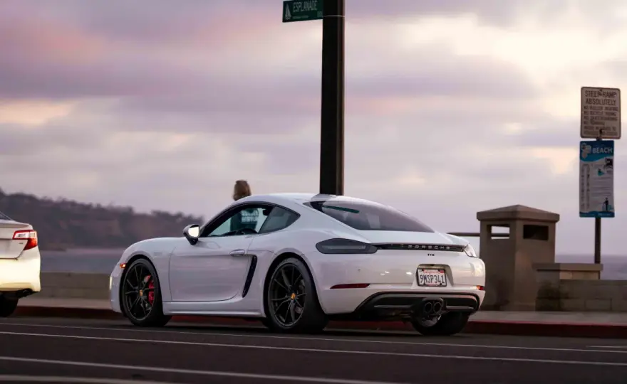 Porsche GT4 - Silnik 4.0 i torowa precyzja - Czy warto go kupić?