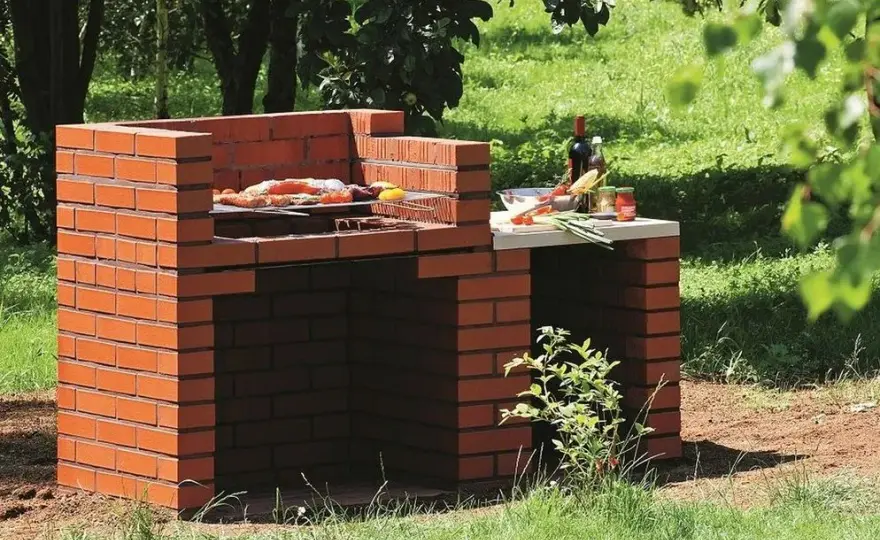 Budowa grilla murowanego: Zrób to sam i oszczędź!