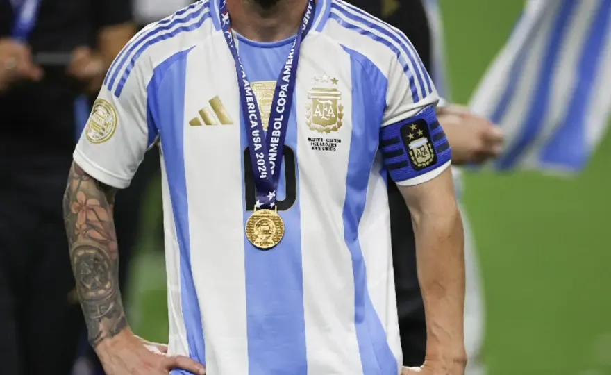 Ile pucharów ma Messi? Zaskakująca liczba trofeów w karierze