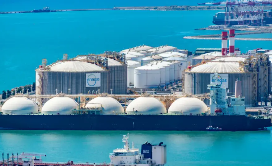 LNG - paliwo przyszłości czy tylko pomost?
