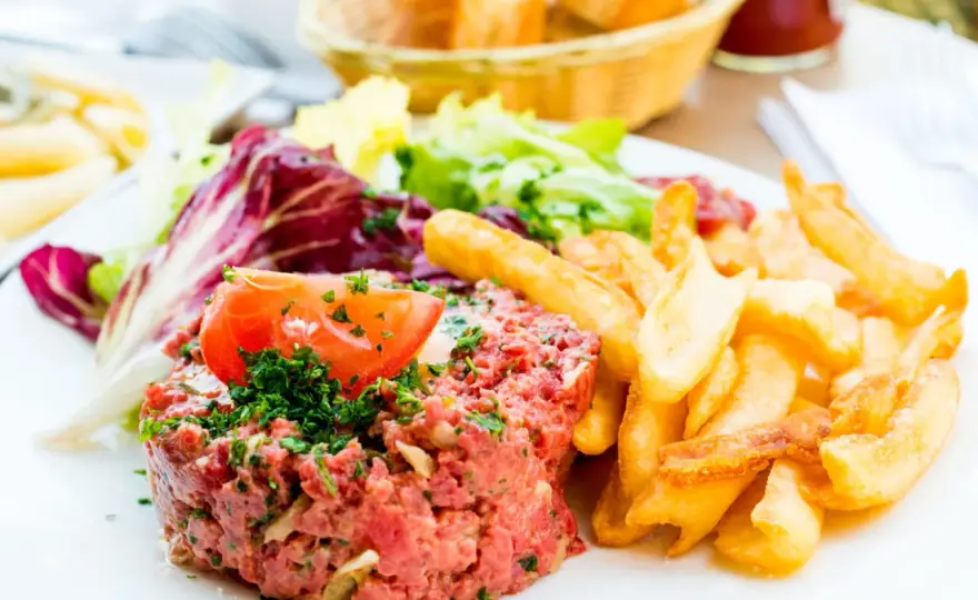 Tartare de bœuf réussi - les gestes qui font la différence