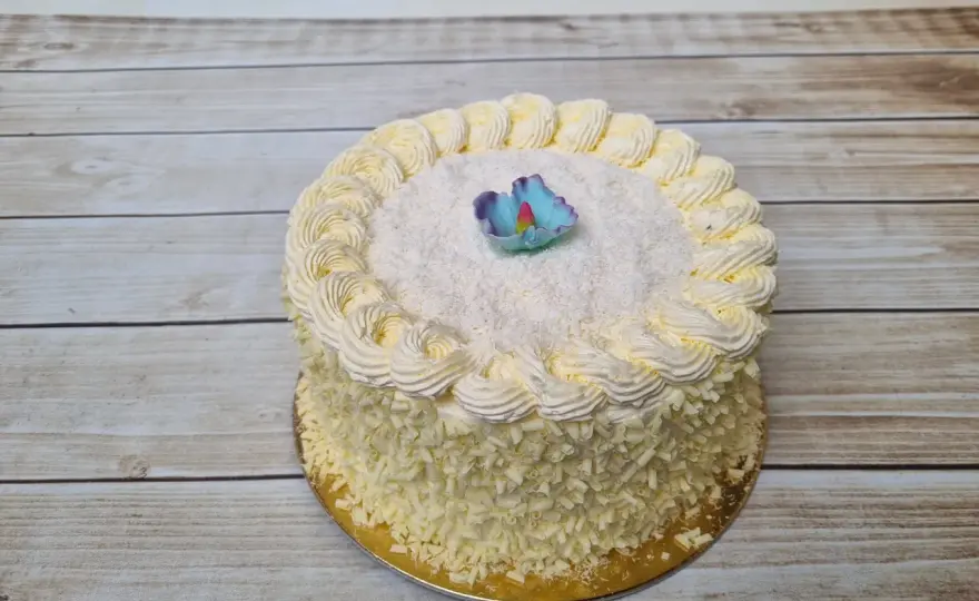 Ile kosztuje tort 1 5 kg? Sprawdź ceny i wybierz najlepszy smak