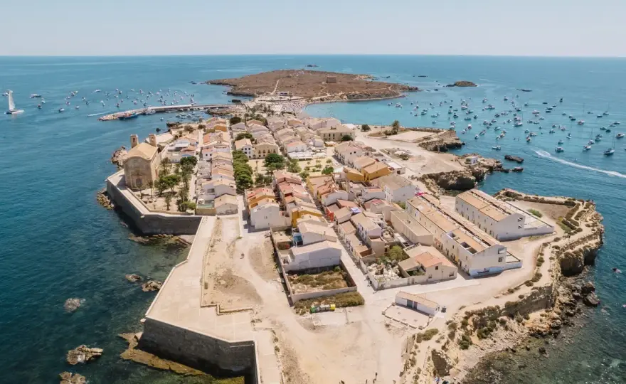 Isla de Tabarca Alicante: historia, actividades y secretos por descubrir