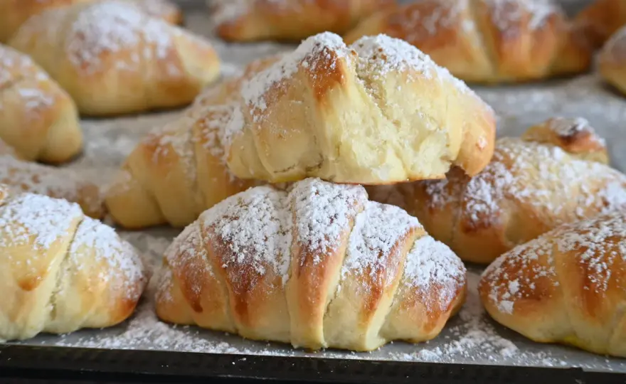 Brioche fatte in casa soffici - ricetta e trucchi per riuscirci