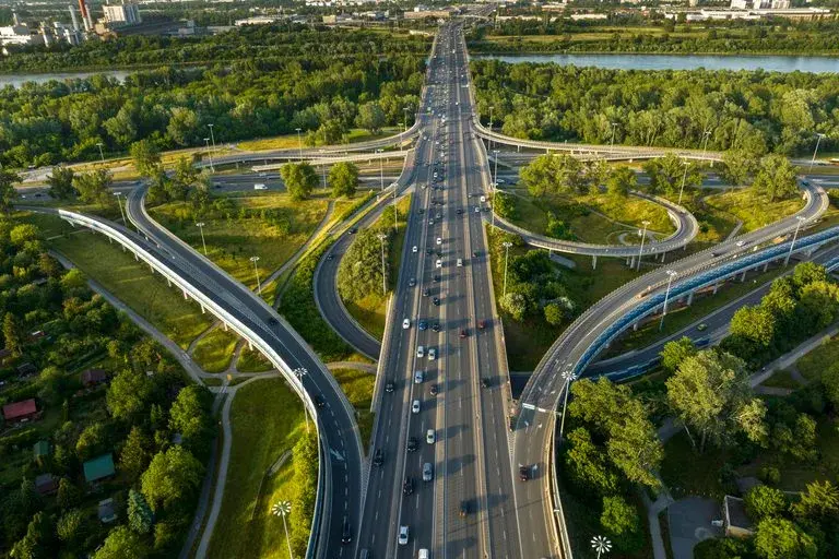 Najdłuższa ulica w Polsce ranking - zaskakujące długości i fakty