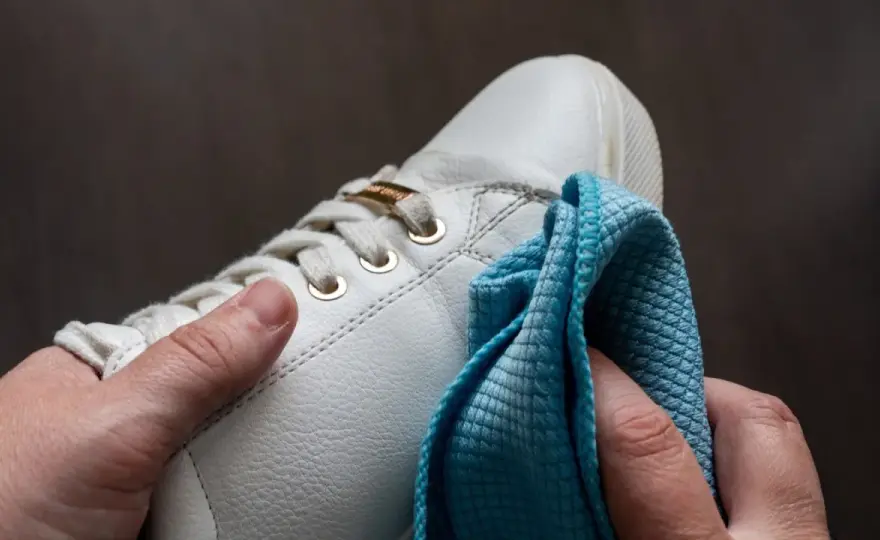 Schuhe reinigen - So bleiben sie wirklich lange schön!