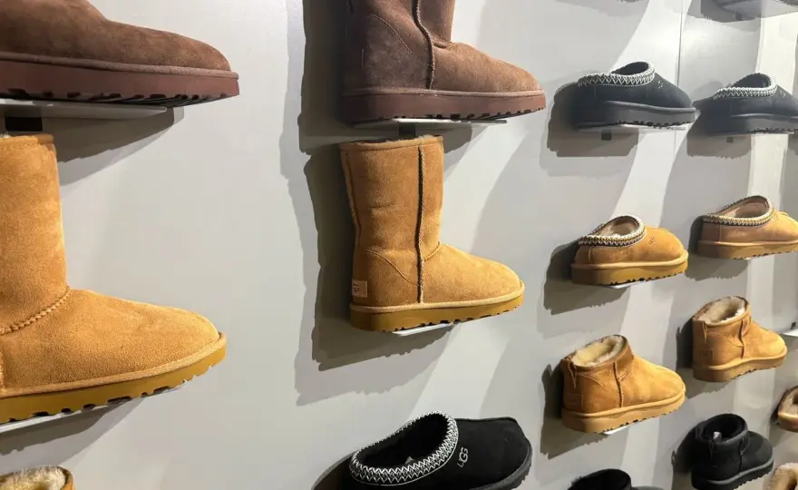 UGG - Co to za marka? Premium, historia i jak odróżnić podróbki