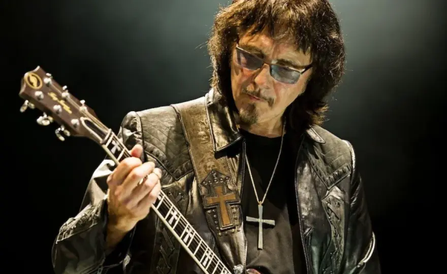 Tony Iommi – Jak wypadek stworzył brzmienie Black Sabbath?