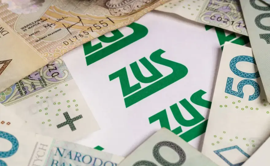 Czy emerytura jest płacona z góry? Sprawdź, jak to działa w Polsce