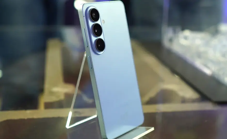 Samsung Galaxy S26 - Który model wybrać i czy warto dopłacać?
