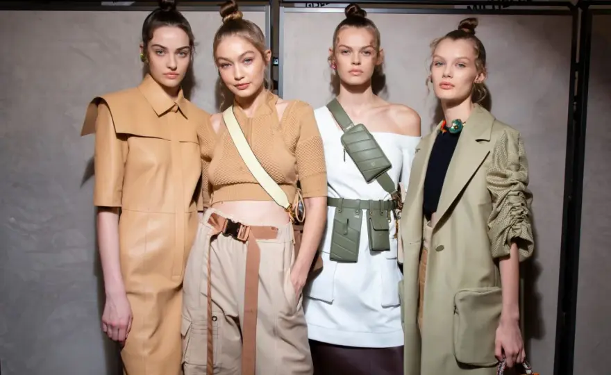 Modeling 17 lat: Jak bezpiecznie zacząć karierę w Polsce?