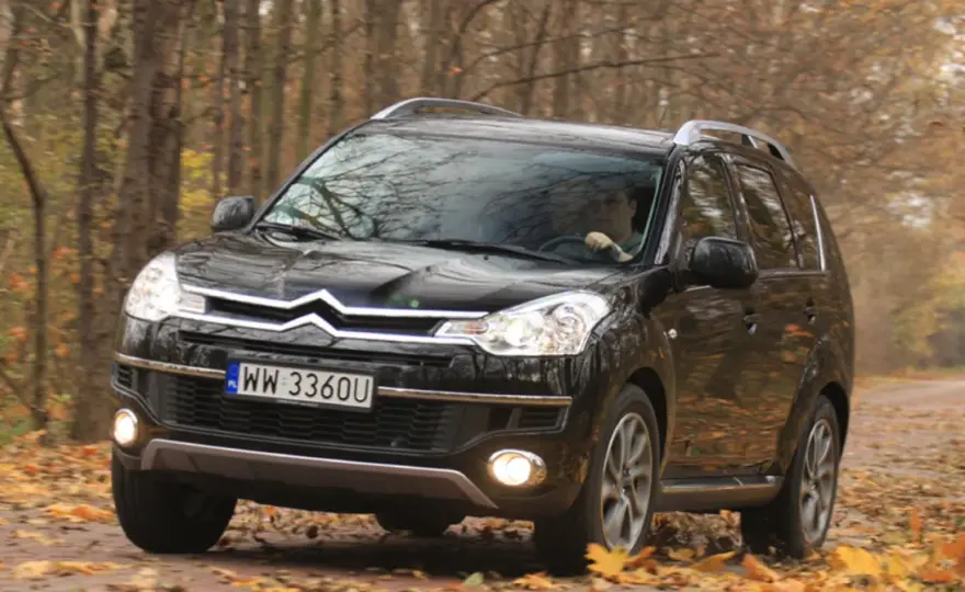 Citroën C-Crosser - Czy warto kupić? Analiza i porady!