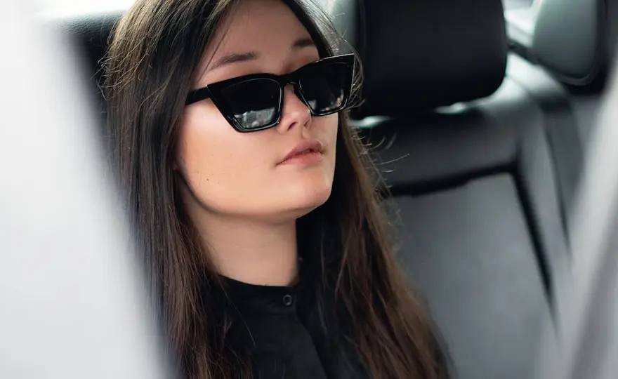  Okulary przeciwsłoneczne Celine - styl i elegancja w promocyjnych cenach