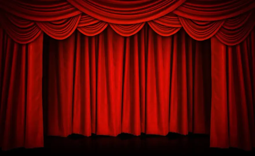 Kurtyna teatralna - Więcej niż zasłona? Odkryj jej sekrety!