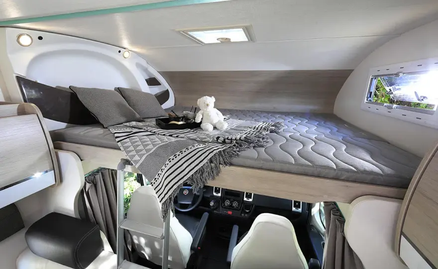 Lit de pavillon camping-car - Le guide complet pour bien choisir