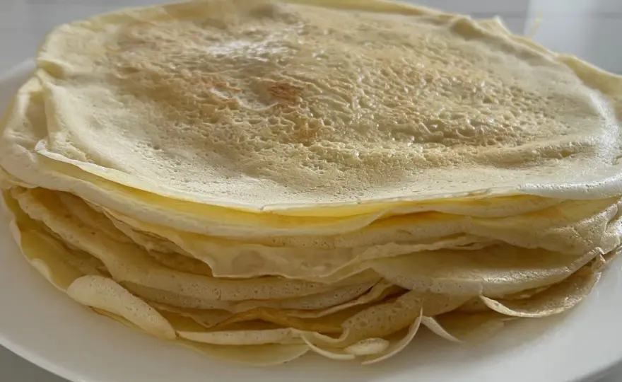 Crêpe Teig - So gelingen perfekte, dünne Crêpes immer!