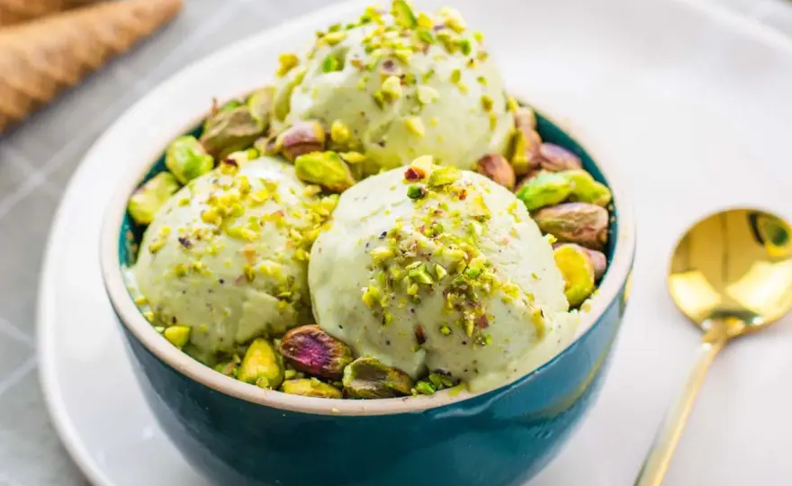 Gelato al pistacchio fatto in casa, cremoso e senza errori