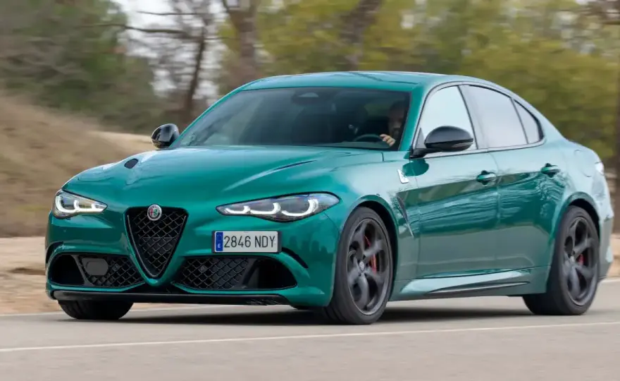 Alfa Romeo Giulia - ¿Sigue siendo la berlina que enamora al volante?