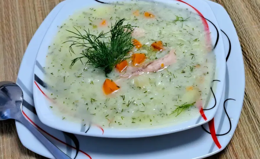 Zupa koperkowa z ryżem - Jak ugotować ją idealnie i bez błędów?
