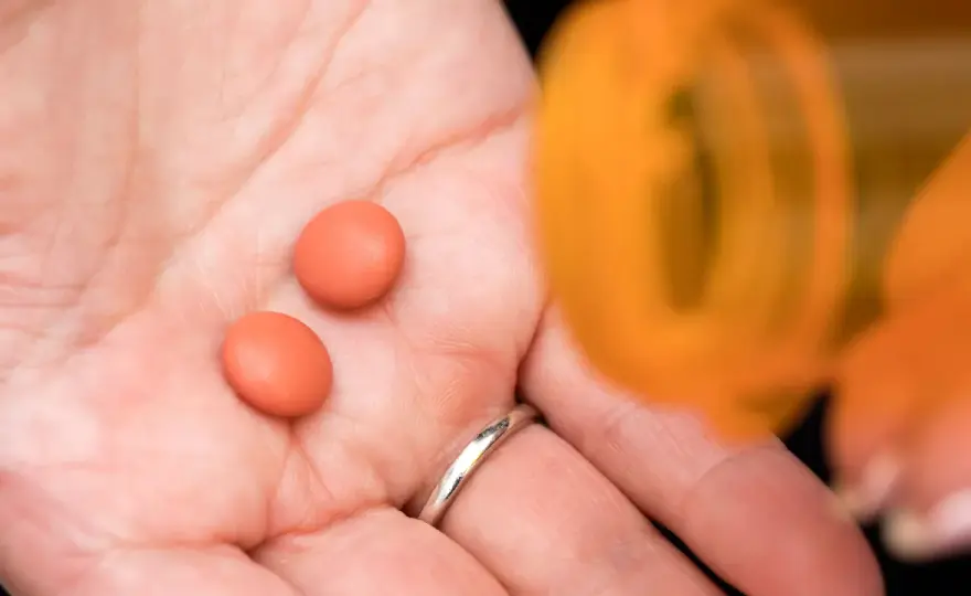 Inflanor Max 400 mg - Ibuprofen: Dawkowanie, interakcje, ryzyko