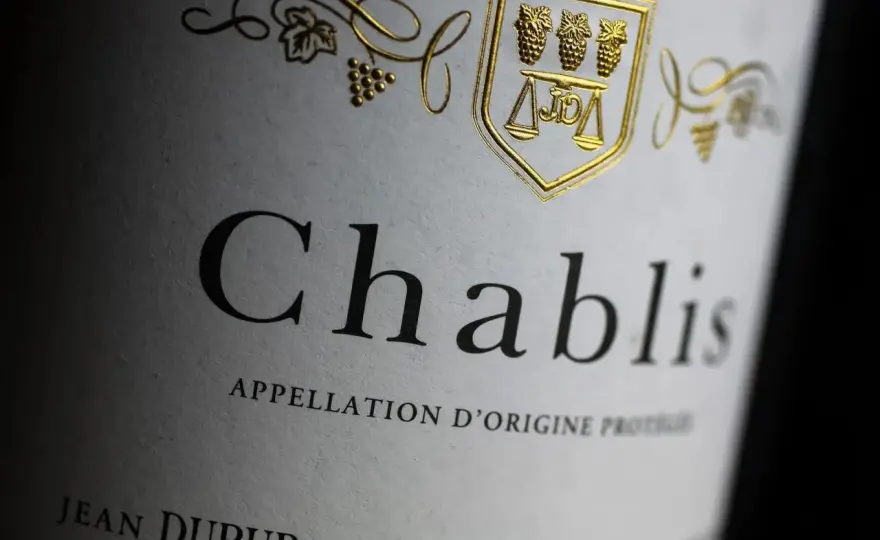 Garde Chablis - Le guide ultime pour le conserver et le servir