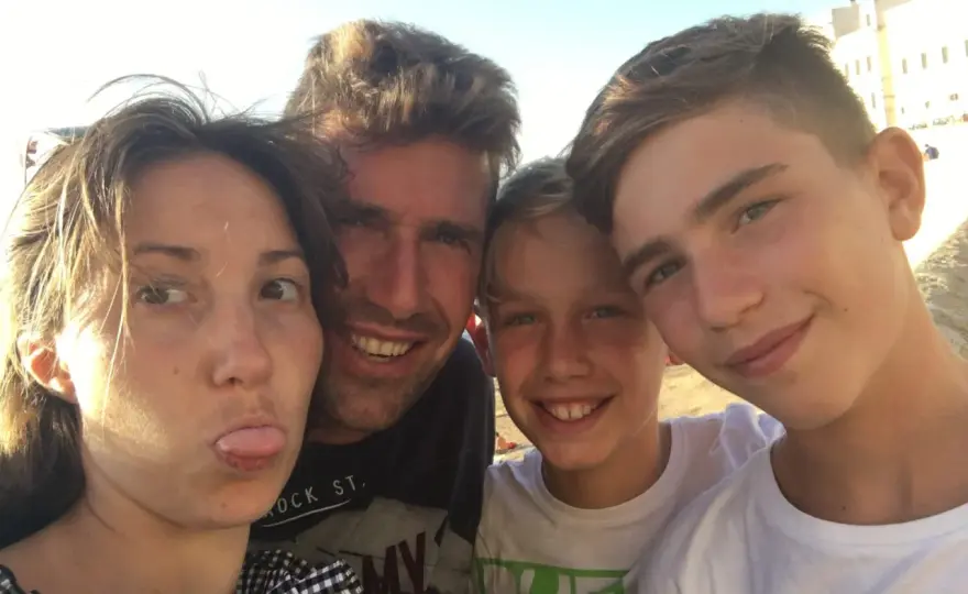 Vacanze con ragazzi di 15 anni - La guida per genitori