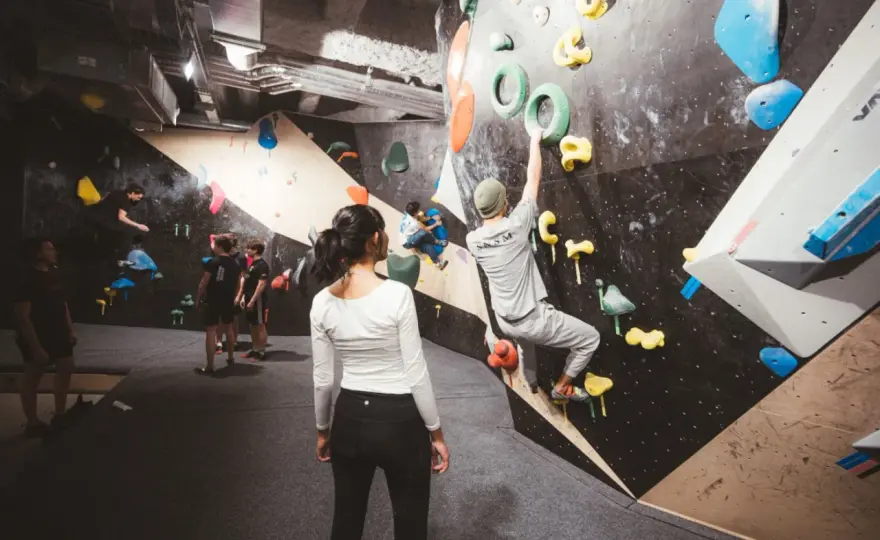 Salle de bloc - Guide complet pour débuter et progresser en France
