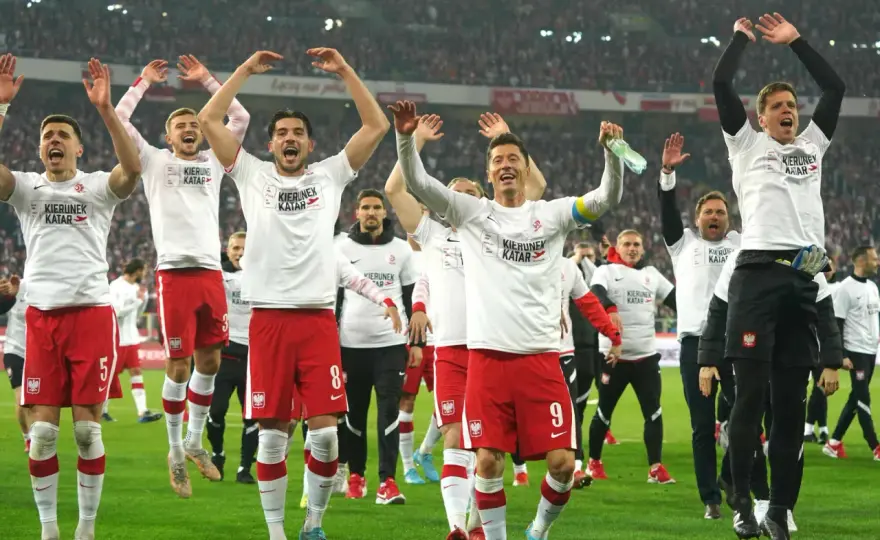 Ile zarabiają polscy piłkarze w reprezentacji? Zaskakujące kwoty nagród