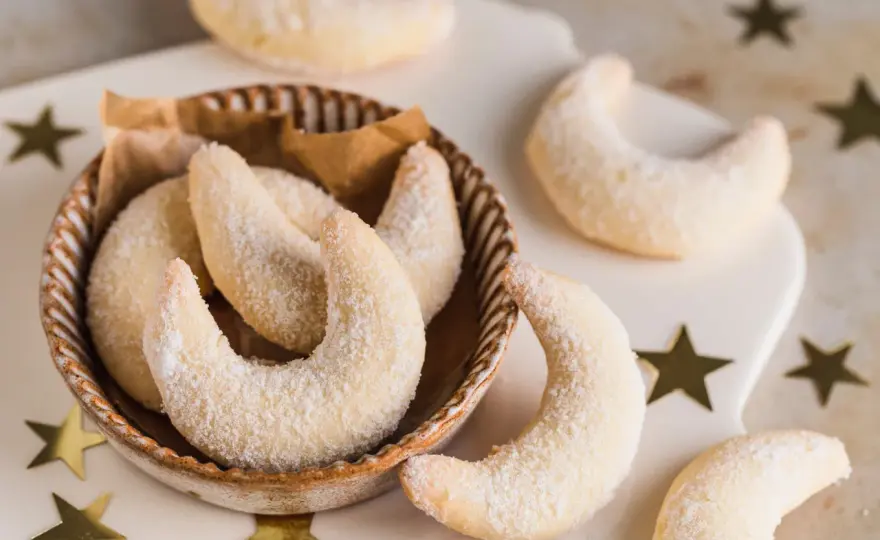Vegane Vanillekipferl - So gelingen sie mürbe und ohne Bruch