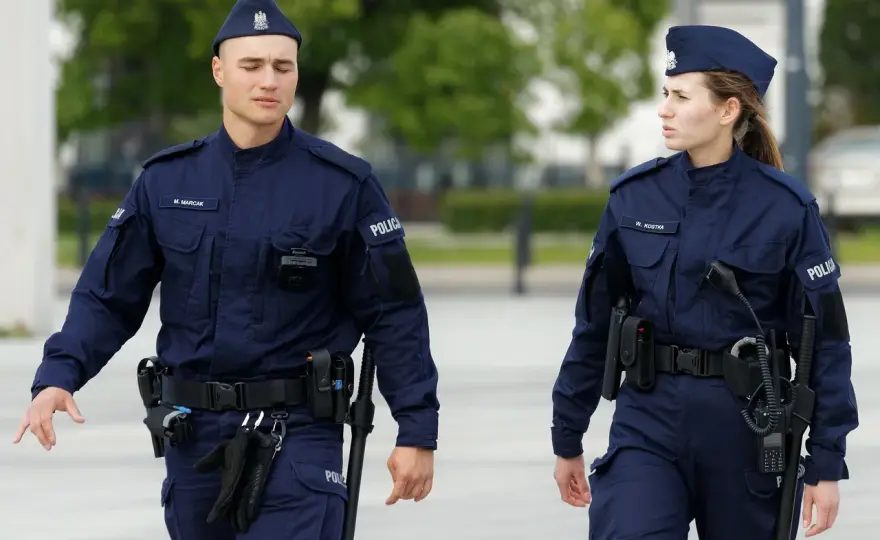 Stopnie w Policji - Hierarchia, awans i oznaczenia na mundurze