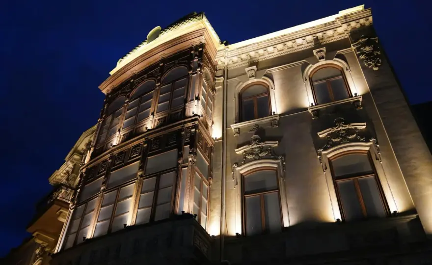 Lampy miejskie - jak wybrać, by miasto świeciło mądrze?