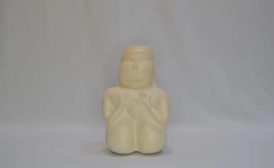 Dea madre sarda - Oltre il mito: cosa rivelano le statuine