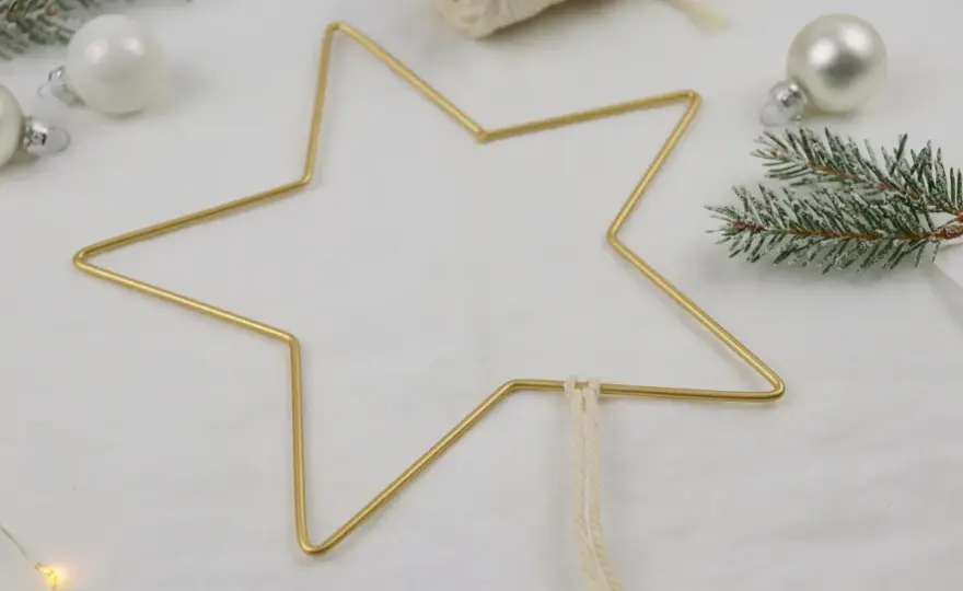 Makramee Weihnachtsdeko - So gelingen Sterne, Tannen & Co.