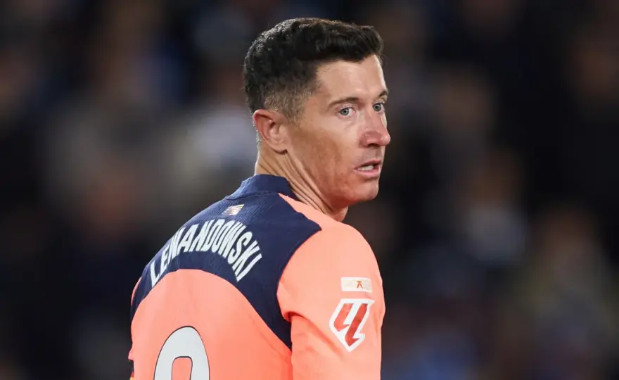 Gdzie gra Lewandowski? Prawda o jego klubie po Barcelonie