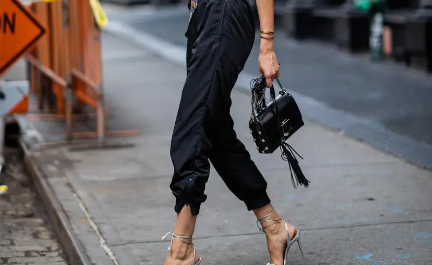 Jogginghose stylen - So geht's im Alltag elegant!