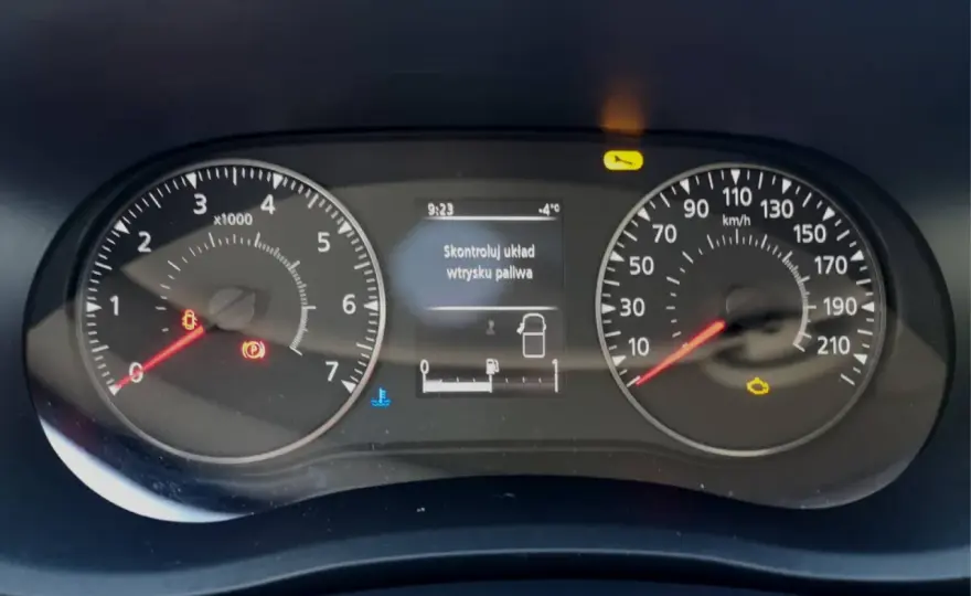 Kontrolki Renault Master 3 - Co oznaczają i co robić?