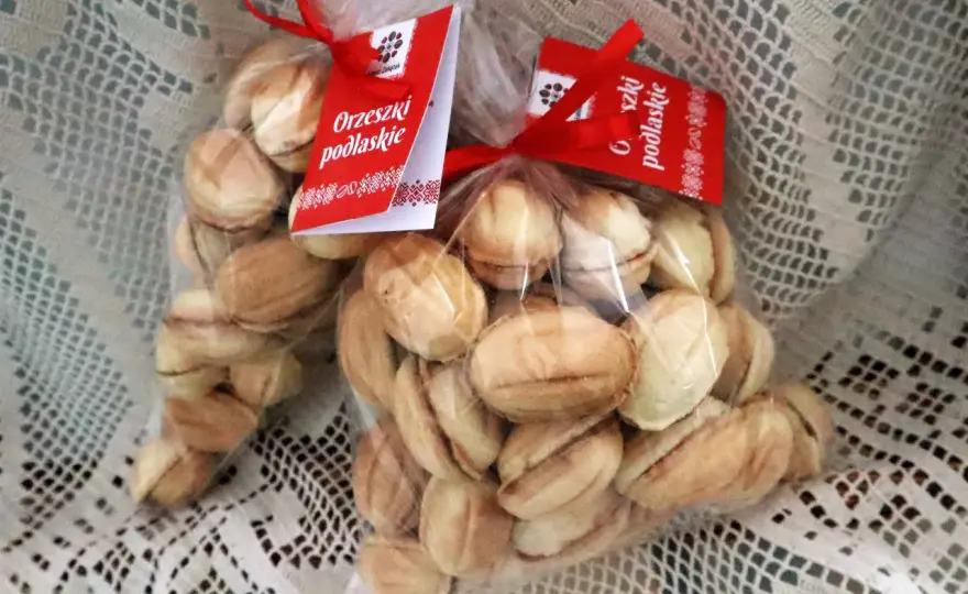 Gdzie kupić ciastka orzeszki? Sprawdź najlepsze oferty i ceny