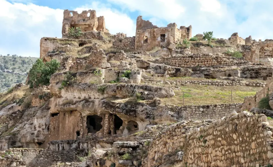 Hasankeyf - Miasto, które przeniosło historię. Przewodnik