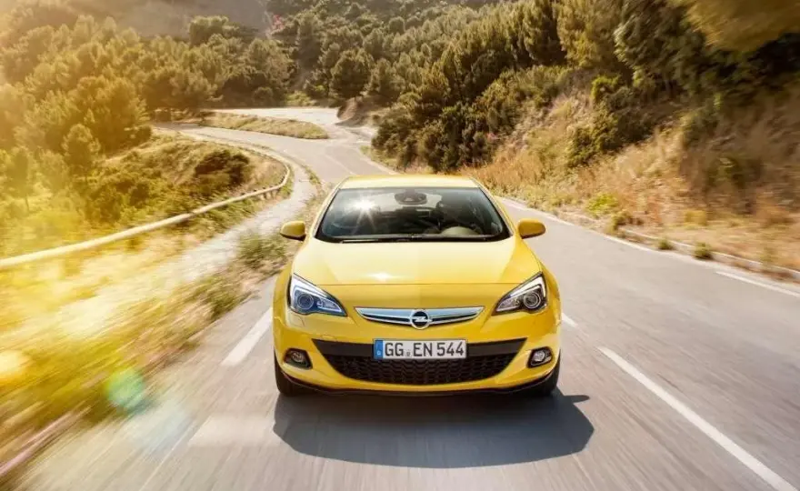 Astra J diesel: Który silnik wybrać? 1.6 CDTI, 1.7 czy 2.0 poradnik
