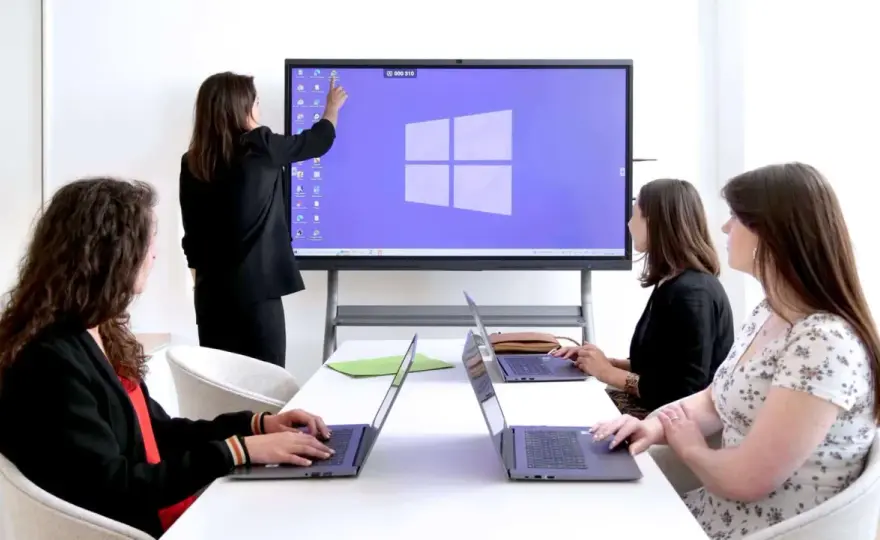 Digitales Whiteboard: Das beste Tool für Team & Unterricht finden