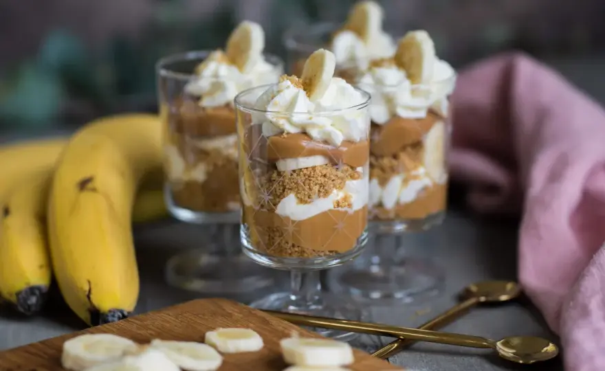 Banoffee paj i glas som blir snygg och enkel att servera