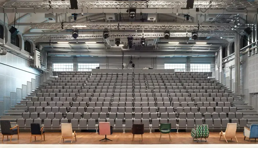 Nowy Teatr w Warszawie - Dlaczego to coś więcej niż zwykły teatr?