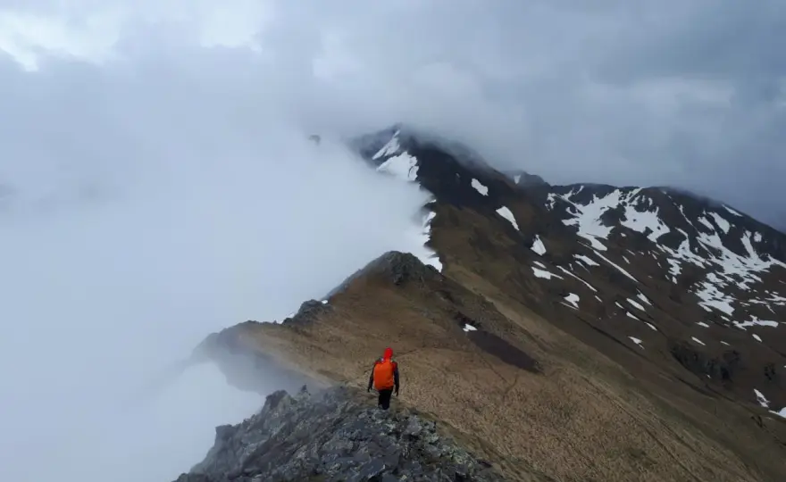 Trekking w Pirenejach - Jak zaplanować udany wyjazd?