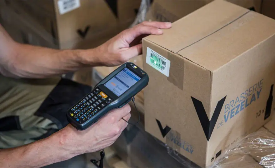 Held for pickup at carrier location - was bedeutet das?