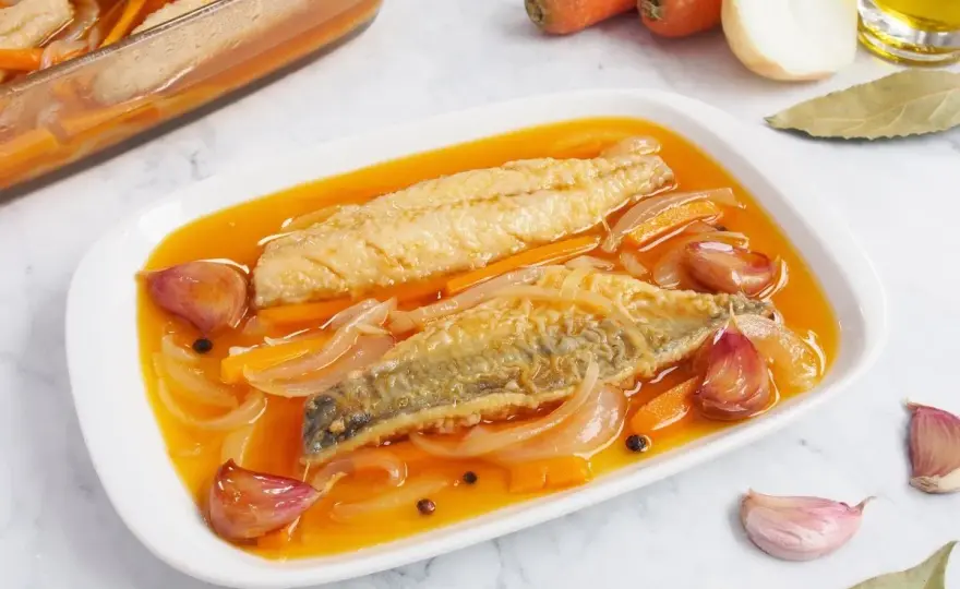 Caballa en escabeche, receta fácil y bien equilibrada