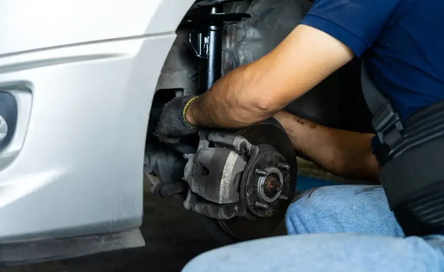 Merece la pena cambiar amortiguadores en un coche usado?