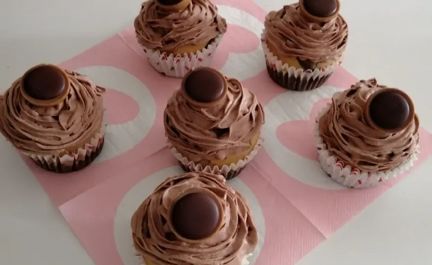 Muffiny z Toffifee: Jak zrobić idealne z płynnym sercem?