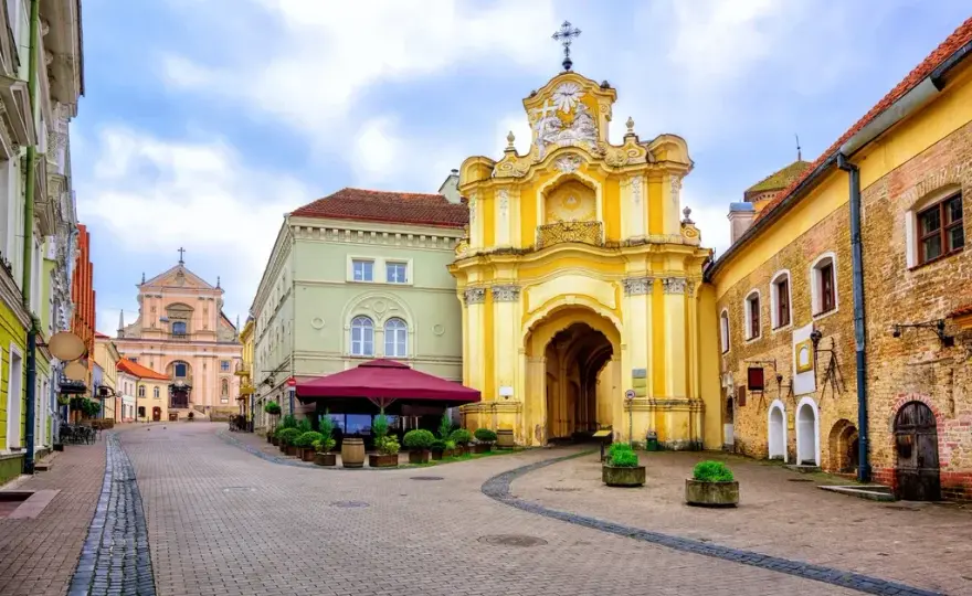 Litwa czy jest bezpiecznie? Odkryj prawdę o bezpieczeństwie w kraju