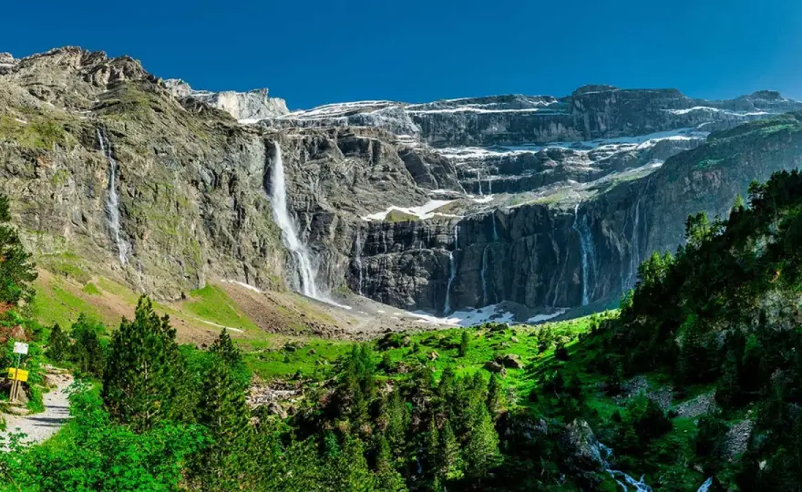Gavarnie - ¿Pueblo o puerta al Pirineo? Guía completa