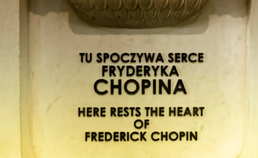 Gdzie leży serce Chopina? Odkryj jego fascynującą historię i miejsce